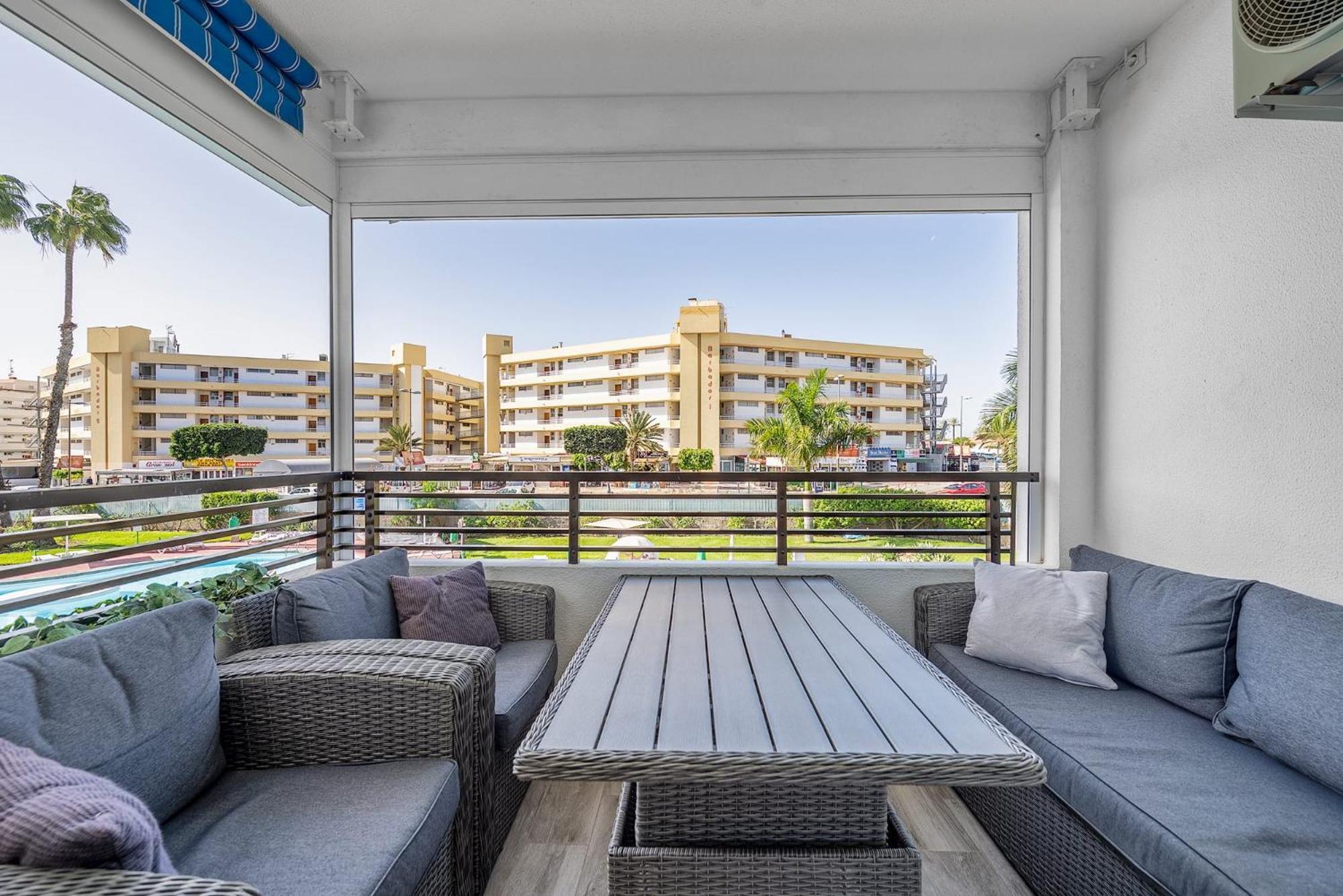 Luxury Pool View Iguazu Apartment Playa del Ingles (Gran Canaria)